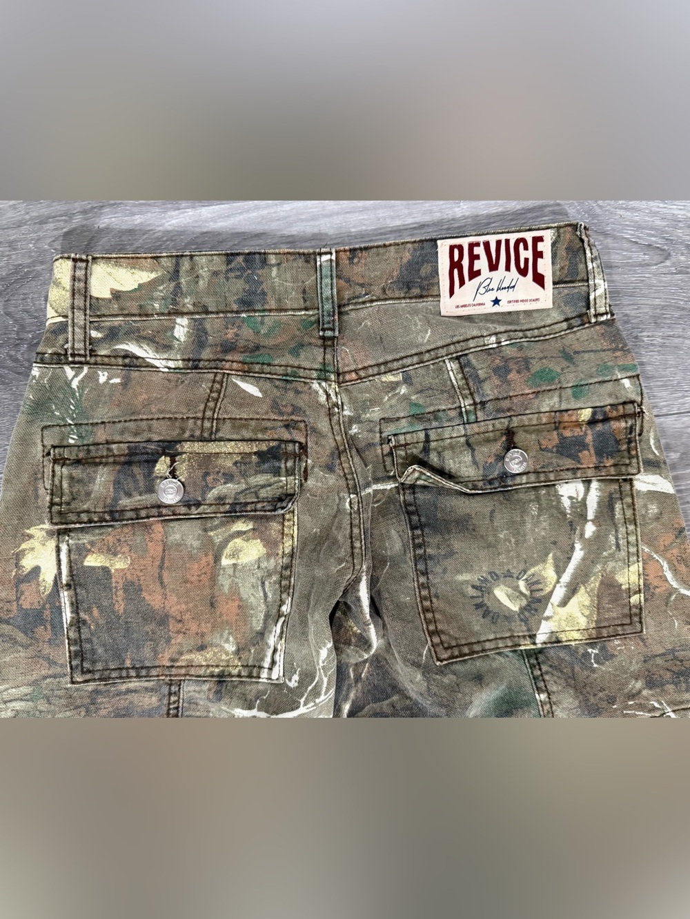 Revice Los Angeles Realtree Camo Amelia Oakland Cargo Pant Size 24in. Frayed Hem